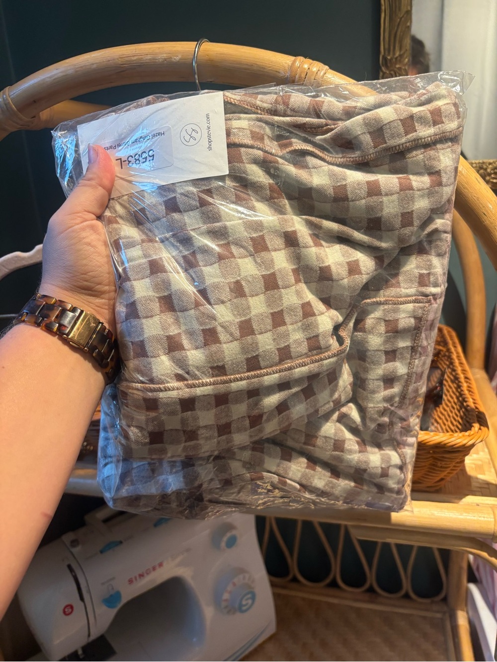 NWT Shop Stevie Gingham Barrel Pants - Picture 3 of 4